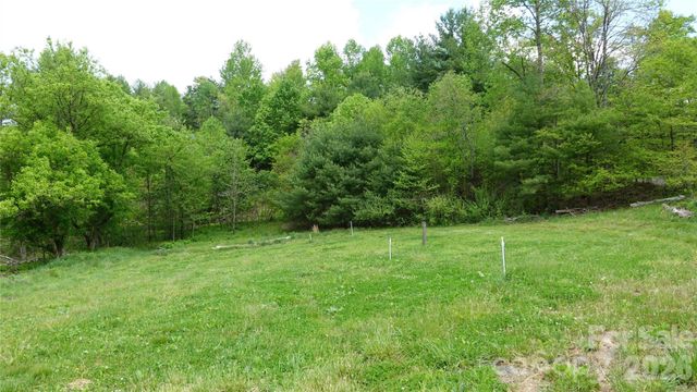3151 Lumptown Road, Marshall, NC 28753
