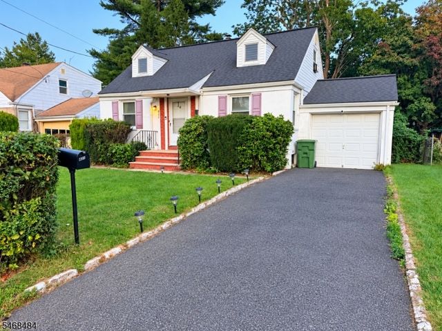 421 Brookside Dr, Roselle Boro, NJ 07203