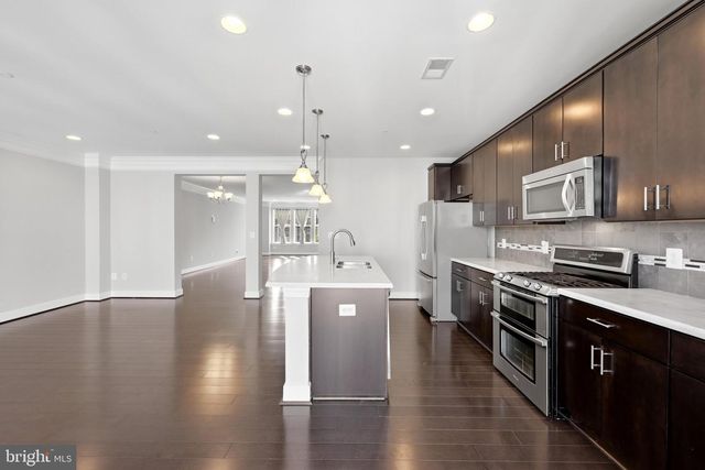 43976 VAIRA TER, Chantilly, VA 20152