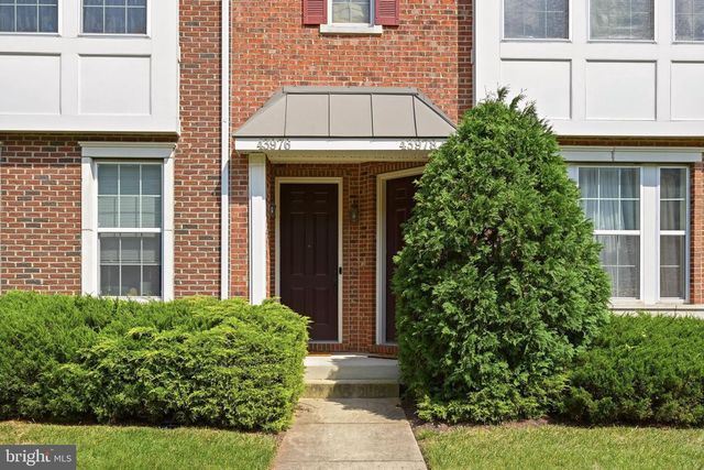 43976 VAIRA TER, Chantilly, VA 20152