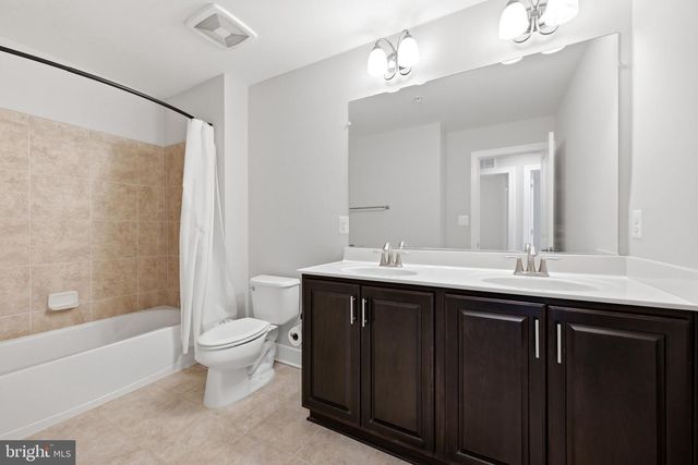 43976 VAIRA TER, Chantilly, VA 20152