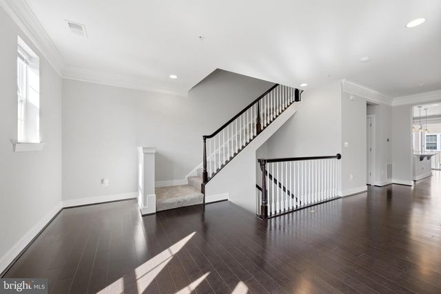 43976 VAIRA TER, Chantilly, VA 20152