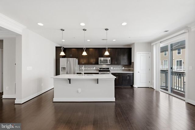 43976 VAIRA TER, Chantilly, VA 20152
