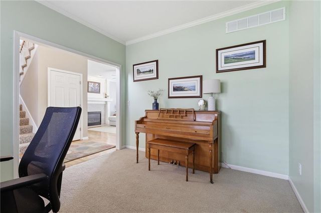19707 W 96th Terrace, Lenexa, KS 66220
