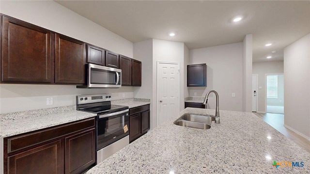 1106 Stone Valley Road, Temple, TX 76502