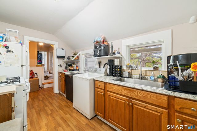 87 Woodruff Avenue, Watertown, CT 06795