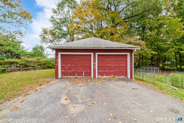 87 Woodruff Avenue, Watertown, CT 06795