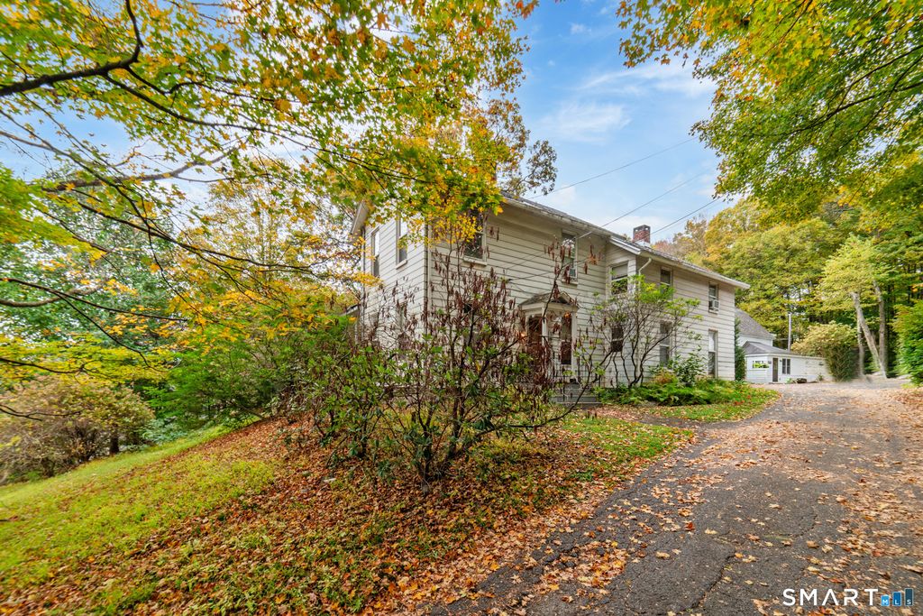 87 Woodruff Avenue, Watertown, CT 06795