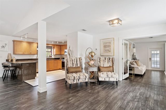 298 LAKE MARKHAM ROAD, Sanford, FL 32771