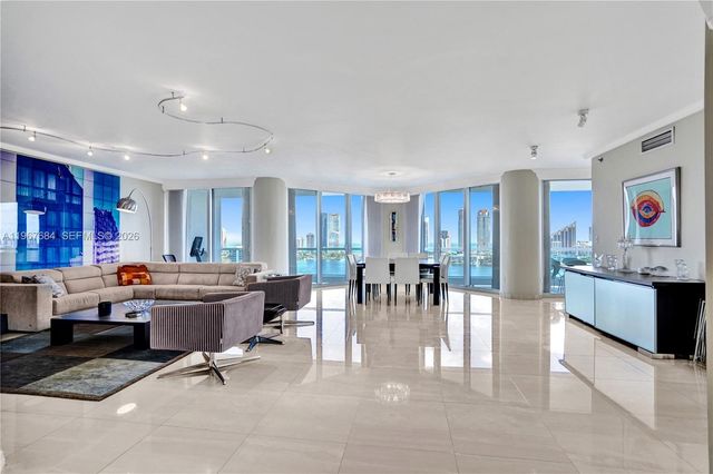 7000 Island Blvd 2404, Aventura, FL 33160