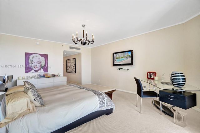 7000 Island Blvd 2404, Aventura, FL 33160