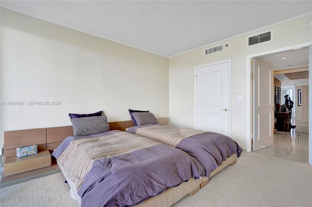 7000 Island Blvd 2404, Aventura, FL 33160