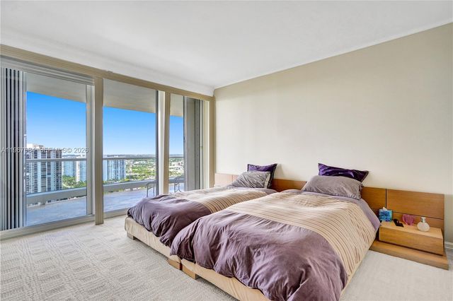 7000 Island Blvd 2404, Aventura, FL 33160