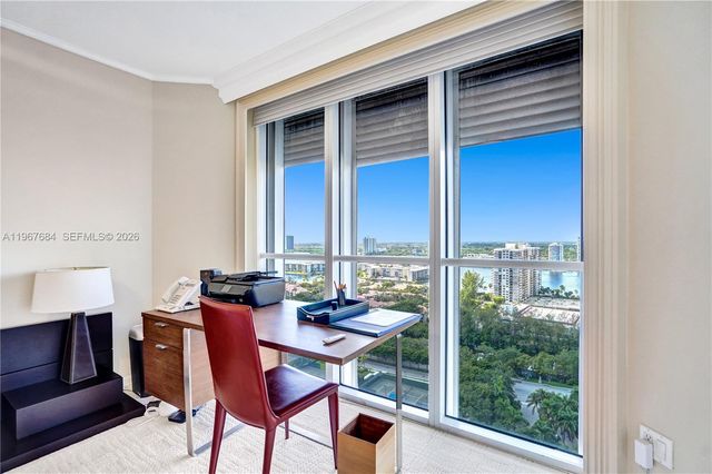 7000 Island Blvd 2404, Aventura, FL 33160