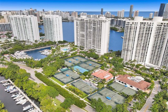 7000 Island Blvd 2404, Aventura, FL 33160