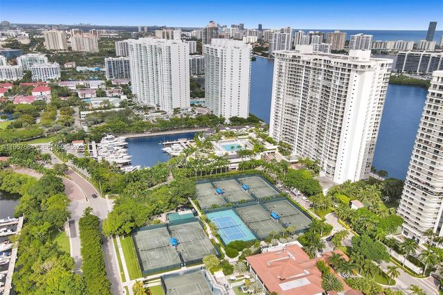 7000 Island Blvd 2404, Aventura, FL 33160