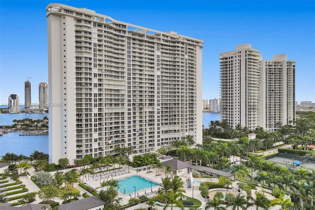 7000 Island Blvd 2404, Aventura, FL 33160