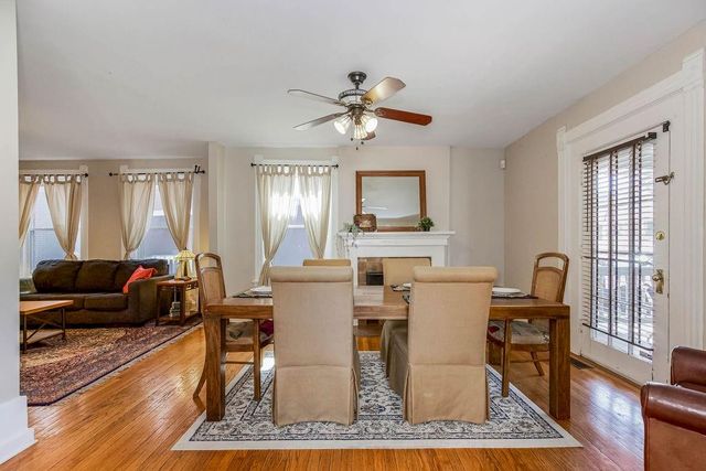 3949 Warwick Boulevard, Kansas City, MO 64111