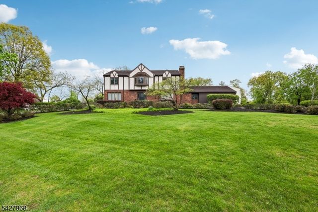 3 Welsh Dr, Florham Park Boro, NJ 07932