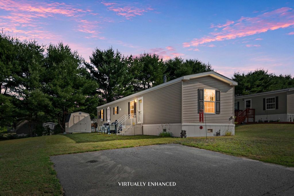 21 Purington Avenue, Mechanic Falls, ME 04256 — exterior