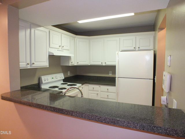 1211 Westview Lane 203, Raleigh, NC 27605