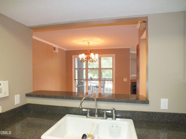 1211 Westview Lane 203, Raleigh, NC 27605