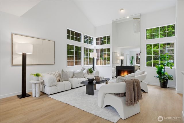 12743 102nd Avenue NE, Kirkland, WA 98034