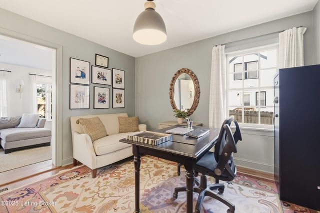 4205 Alton Rd, Louisville, KY 40207