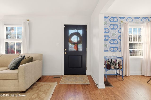 4205 Alton Rd, Louisville, KY 40207