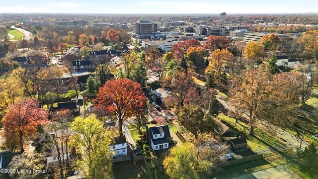 4205 Alton Rd, Louisville, KY 40207