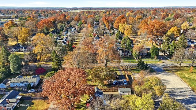 4205 Alton Rd, Louisville, KY 40207