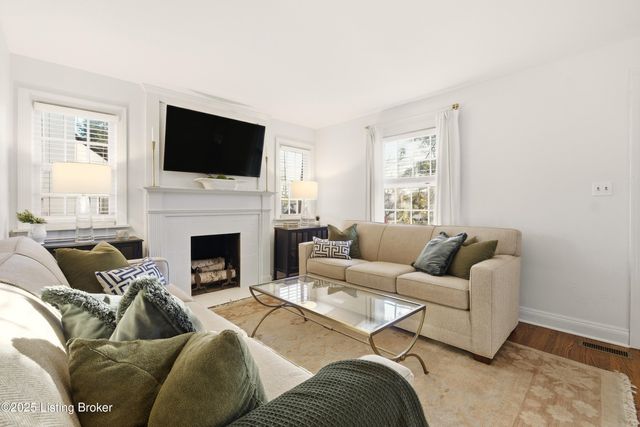 4205 Alton Rd, Louisville, KY 40207