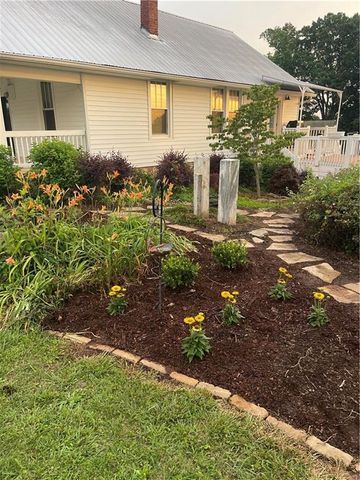 1815 Pickens Street, Ball Ground, GA 30107