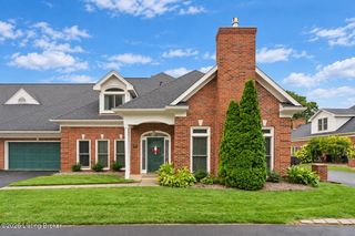 305 Westgate Terrace Ct, Louisville, KY 40207
