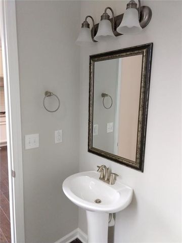 523 Headwind Way, Alpharetta, GA 30005