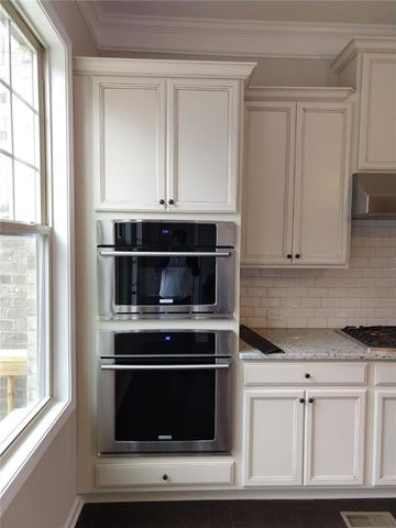 523 Headwind Way, Alpharetta, GA 30005