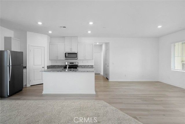 12185 Del Sur Street, Victorville, CA 92392