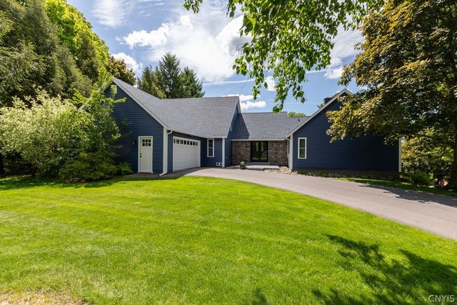 8220 Penstock, Manlius, NY 13104
