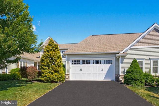 347 ENGLISH IVY DR, Lititz, PA 17543