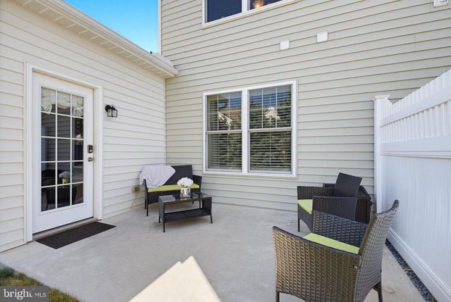 347 ENGLISH IVY DR, Lititz, PA 17543