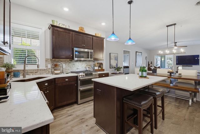 347 ENGLISH IVY DR, Lititz, PA 17543