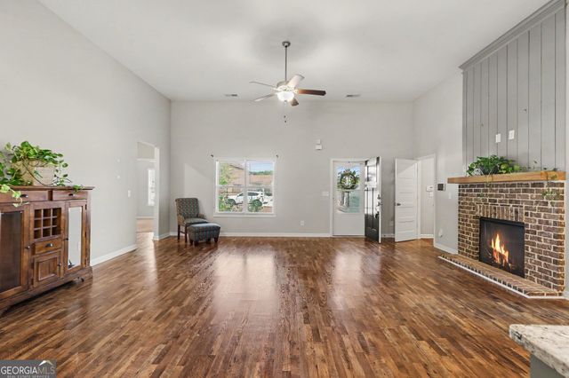 119 Springwood Drive, Carrollton, GA 30117