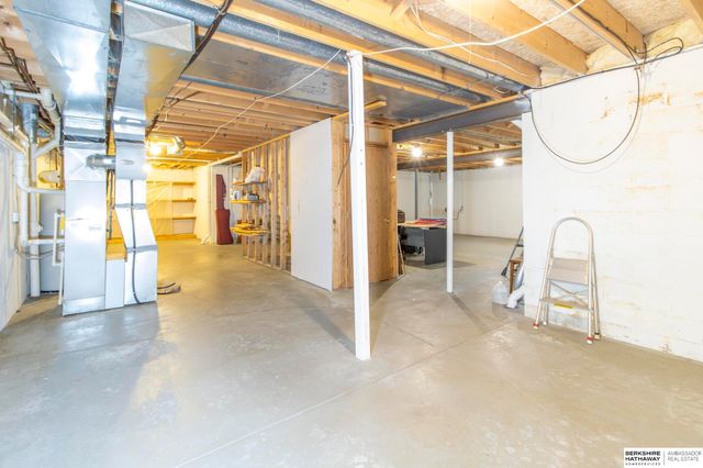 10953 Marcy Plaza, Omaha, NE 68154