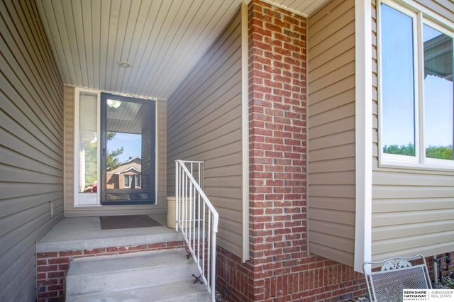 10953 Marcy Plaza, Omaha, NE 68154