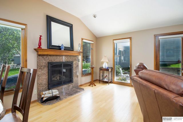 10953 Marcy Plaza, Omaha, NE 68154