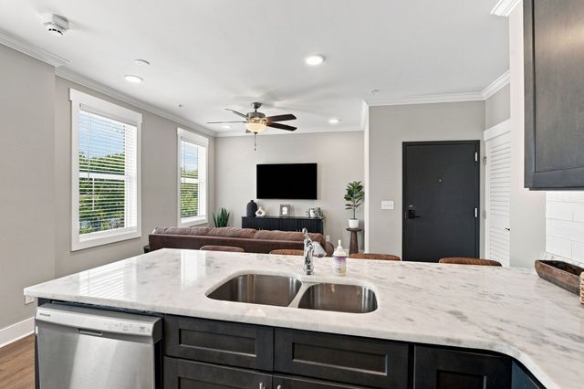4405 Kentucky Ave Apt 202, Nashville, TN 37209