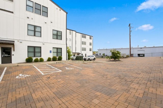 4405 Kentucky Ave Apt 202, Nashville, TN 37209