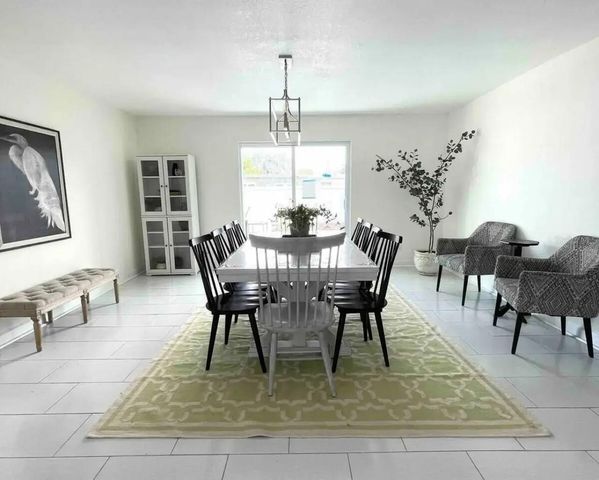 2539 TRINIDAD STREET, Sarasota, FL 34231