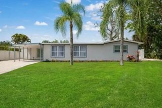 2539 TRINIDAD STREET, Sarasota, FL 34231