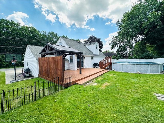 60 S Cleveland Avenue, Niles, OH 44446